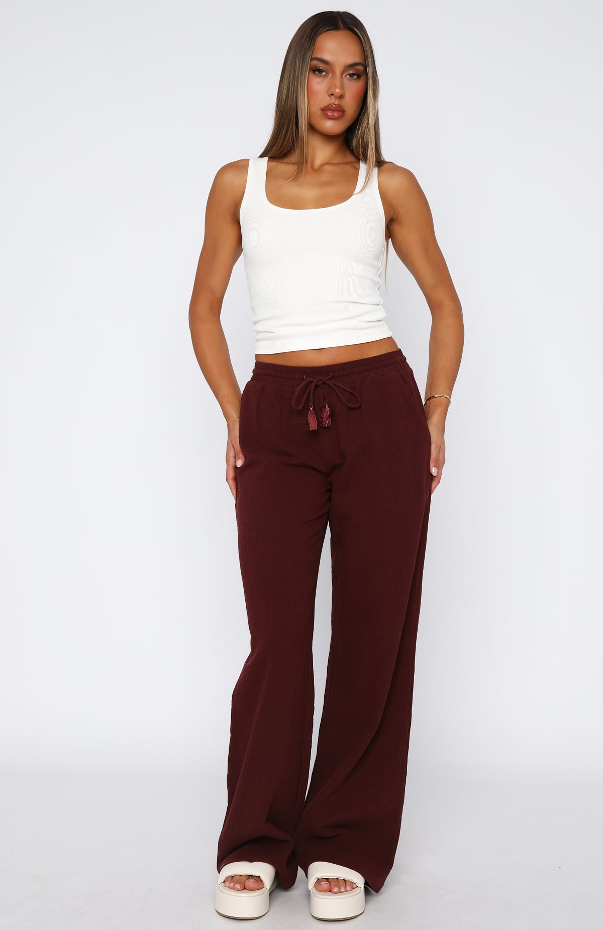 Stay Pretty Linen Pant Wine